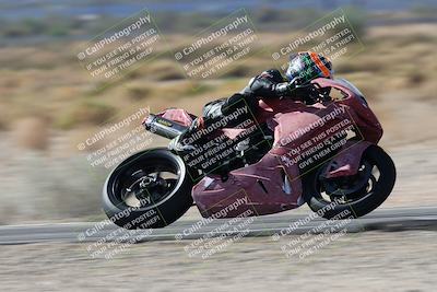 media/Nov-16-2025-Race Pace (Sun) [[8c5fa54630]]/Verified Riders/3-Turn 14 (1045am)/